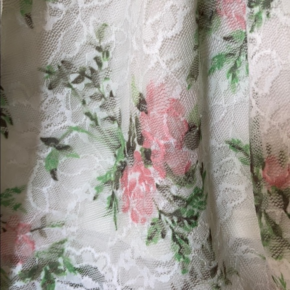 Floral lace off the shoulder dress - Picture 5 of 5